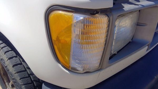 1993 Ford Van Fog/mark/park/turn Light/lamp RH E150 — photo 3