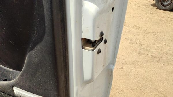 99-02 Chevy Silverado 2500 Hd Passenger Right Front Door Latch With Rods/Cables — photo 6