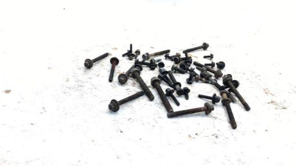 2005 Town Country Set Bolts Timing Cover Oil Pan Intake Manifold Hardware 3.8L — photo 1