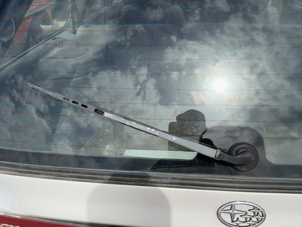 1990-2004 Subaru Legacy Passenger Right Windshield Wiper Arm Oem Blade Lever — photo 1