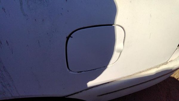 1997-2005 Buick Century Fuel Tank Door With Hinge Gas Lid Oem Filler White — photo 2