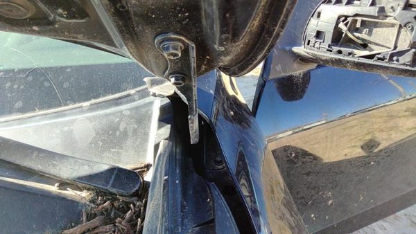 2011 Toyota RAV4 Hood Hinge RH Rav-4 202 Black Pair Left And Right — photo 5