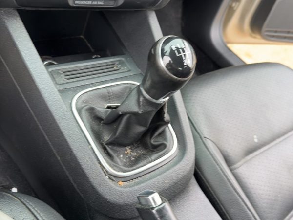 2014 Vw Jetta Floor Shifter Lever Assembly Oem Shift Unit Manual Transmission — photo 3