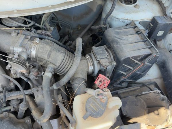 93-98 Villager Complete Air Intake Cleaner Filter Box Housing With Tube Oem 3.0L — photo 7