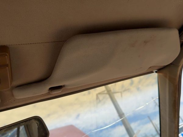 1985-1987 Nissan Maxima Passenger Right Sun Visor Oem 4Dr Sedan Gray — photo 1