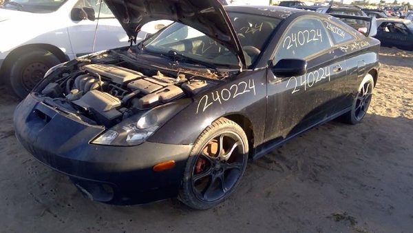 2003 Toyota Celica — vehicle photo 1