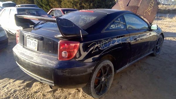 2003 Toyota Celica — vehicle photo 6