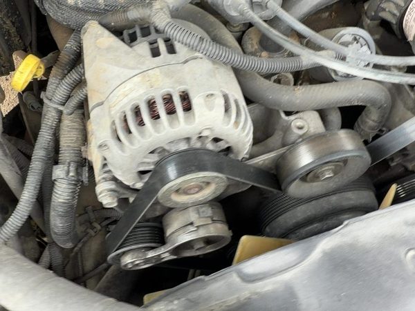 1998 Chevy S10 Blazer Mount Bracket Set For Alternator Oem 4.3L — photo 2