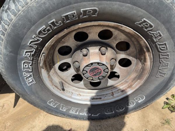 1993-1997 Isuzu Rodeo 15" Steel Wheel Oem Factory Rim #1 4403671 — photo 2