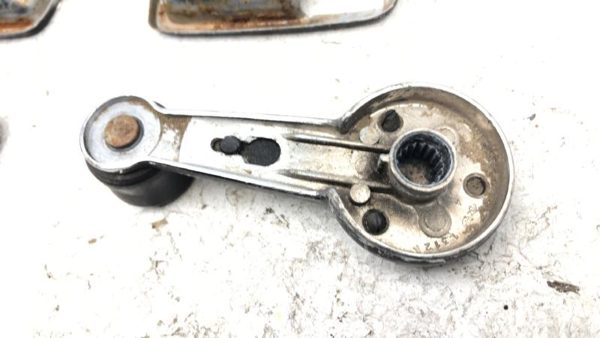 1971 Nissan 240Z Window Crank Inner Door Handle Bezel Pair Set Oem — photo 8