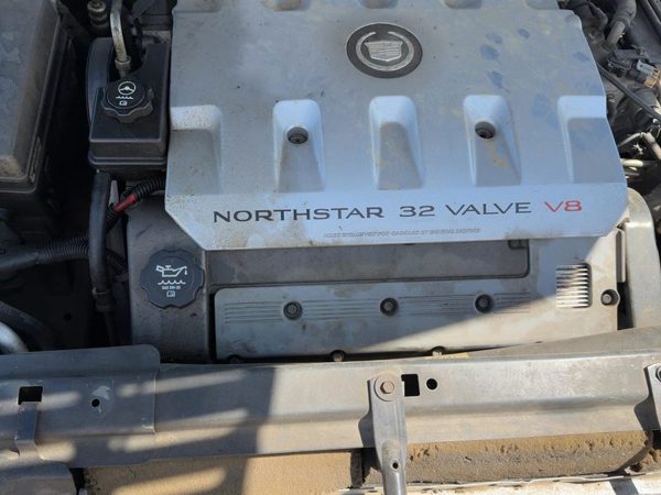 2000-2003 Cadillac Seville Front Valve Cover Oem 4.6L 12564806 — photo 2