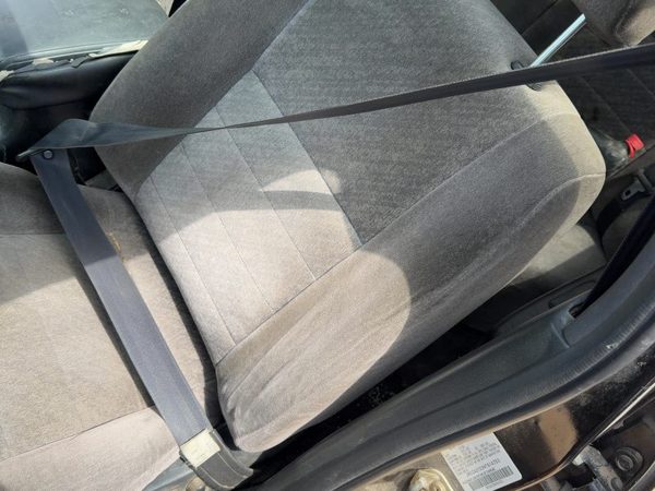 1997-1998 Nissan Maxima Driver Left Front Seat Belt Retractor Oem Shoulder Black — photo 3