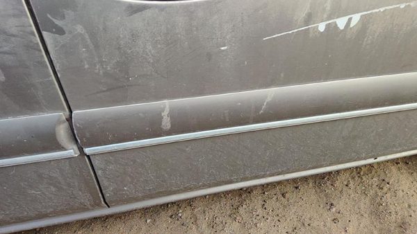 97-00 Buick Century Passenger Right Front Moulding From Door Trim Strip Silver — photo 2