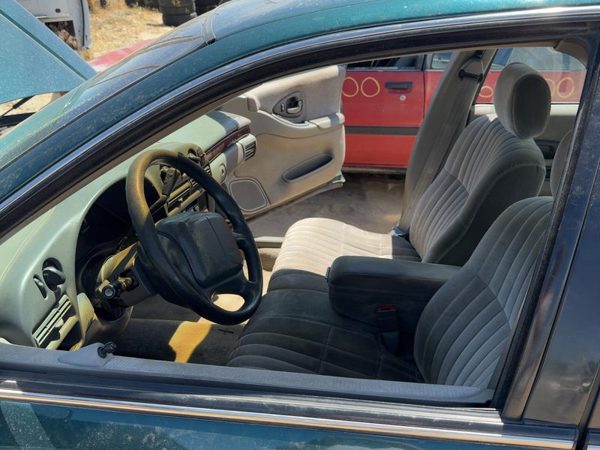 1995-2001 Chevy Lumina Driver Left Front Side Window Door Glass OEM 10260508 — photo 4