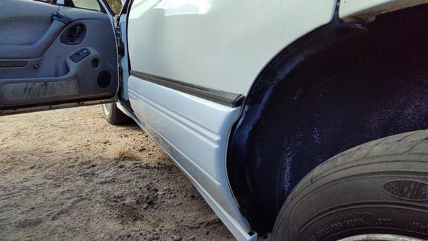1994 Pontiac Bonneville Rear Door LH White — photo 6