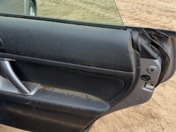 08-09 Legacy Outback Passenger Rear Door Trim Panel With Switches Back Black — photo 4