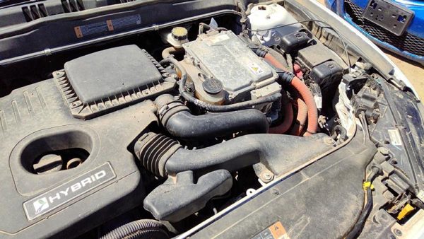 13-20 Fusion Complete Air Cleaner Filter Box Housing With Tube 2.0L Hybrid — photo 1