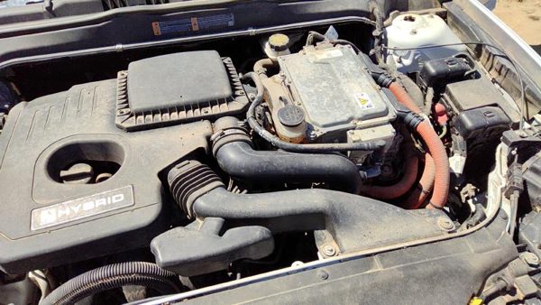 13-20 Fusion Complete Air Cleaner Filter Box Housing With Tube 2.0L Hybrid — photo 2