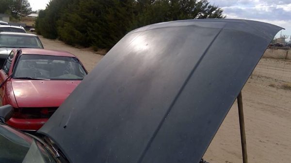 1991 Mitsubishi Galant VR-4 Hood OEM Green MB637182 — photo 3