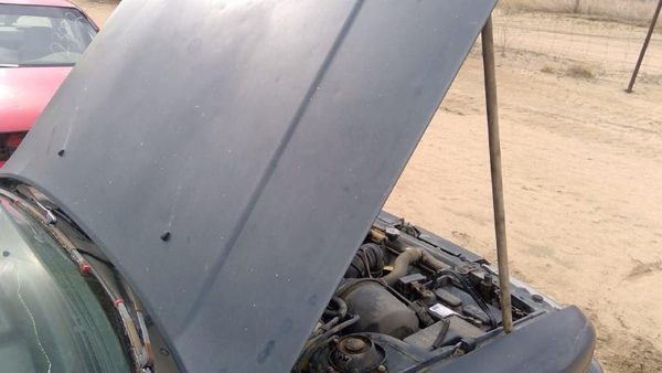1991 Mitsubishi Galant VR-4 Hood OEM Green MB637182 — photo 8