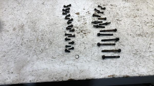 93-94 Buick Park Ave Timing Cover And Oil Pan Bolts Hardware 3.8L Supercharged — photo 2
