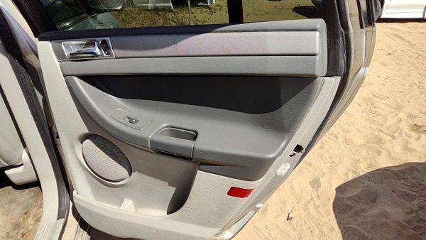 07-08 Pacifica Passenger Right Rear Door Trim Panel With Switches Back Gray Da — photo 1