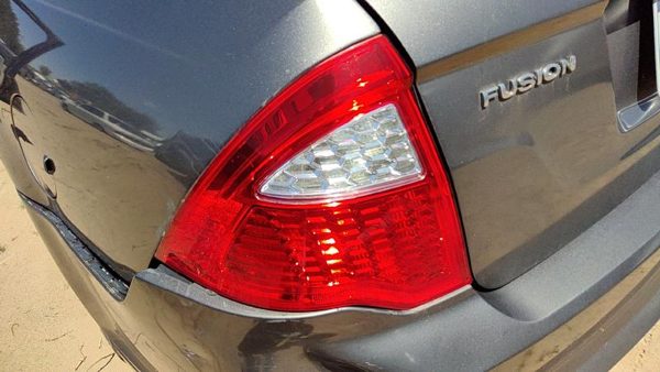 2010-2012 Ford Fusion Driver Left Tail Light Brake Lamp Oem Rear 9E5Z13405A — photo 2