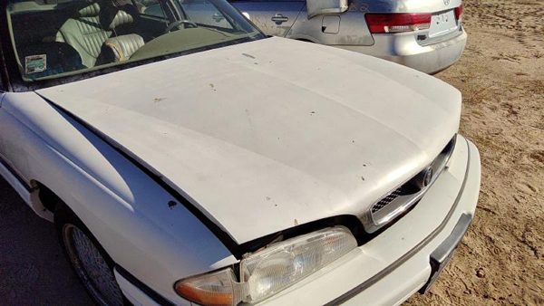1994 Pontiac Bonneville Hood White — photo 2