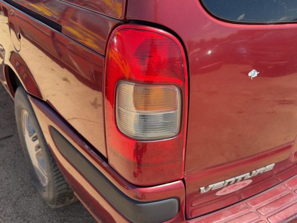 1997-2005 Chevy Venture Driver Left Tail Light Brake Lamp Oem Rear 10353279 — photo 3