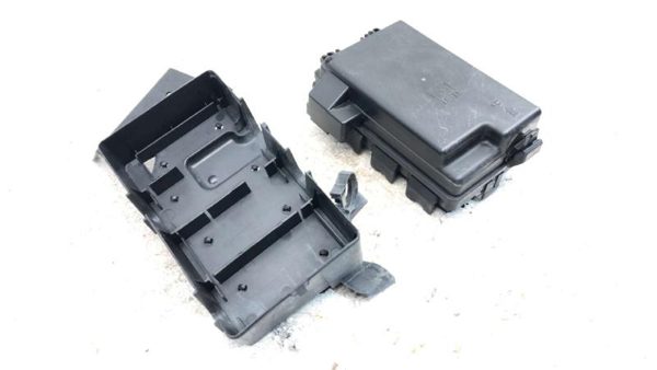 2006-2009 Buick Lacrosse Engine Fuse Box Power Distribution Panel Oem 25790580 — photo 2