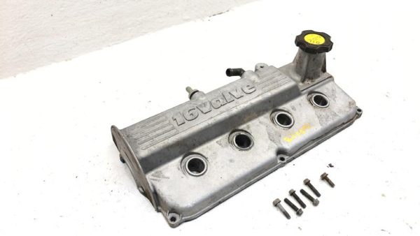 1996 Geo Tracker Valve Cover Oem 1.6l — photo 3
