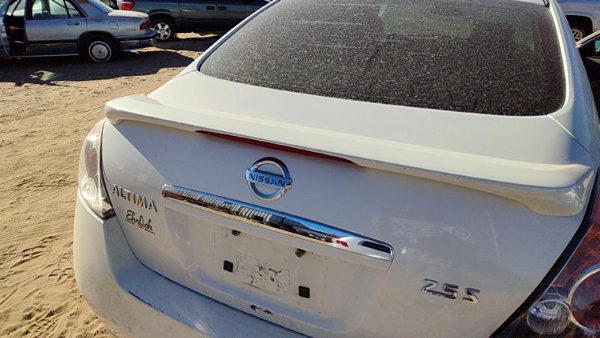 2007-2012 Nissan Altima Rear Spoiler Back Wing Oem White Qx3 96030Ja11e — photo 3