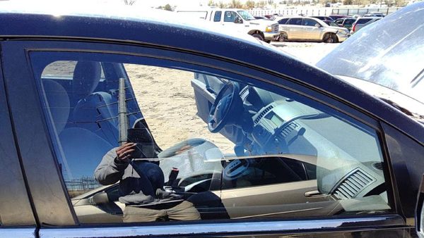2007-2012 Nissan Sentra Passenger Right Front Side Window Door Glass Oem — photo 1