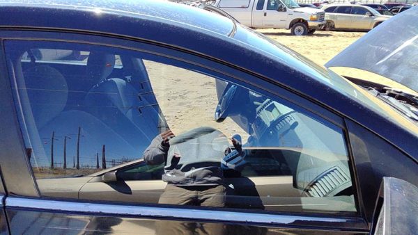 2007-2012 Nissan Sentra Passenger Right Front Side Window Door Glass Oem — photo 3