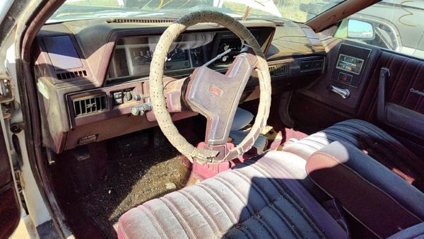 1987 Oldsmobile Cutlass Ciera — vehicle photo 3