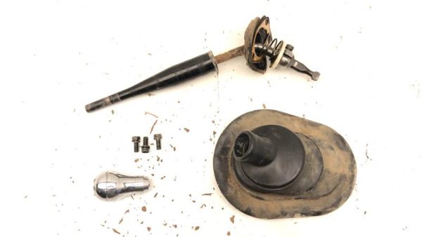 1986-1987 Isuzu Pup Pickup Floor Shifter Lever Assembly Oem 5 Speed Mt — photo 3