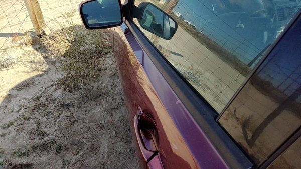 2006 Mitsubishi Galant Front Door LH 4DR P06 Ultra Red Pearl — photo 2