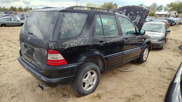 1999 Mercedes-Benz ML320 Crossmember/cradle/undercarria 3.2L AWD — photo 6