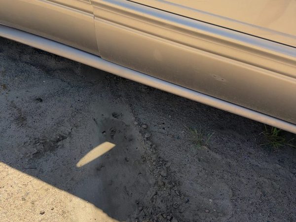 00-05 Lesabre Passenger Right Lower Rocker Panel Moulding Custom Bronzemist 54U — photo 3