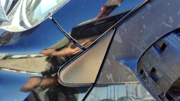 2011-2012 Toyota Rav-4 Driver Left Moulding From Fender Oem Trim Strip — photo 2
