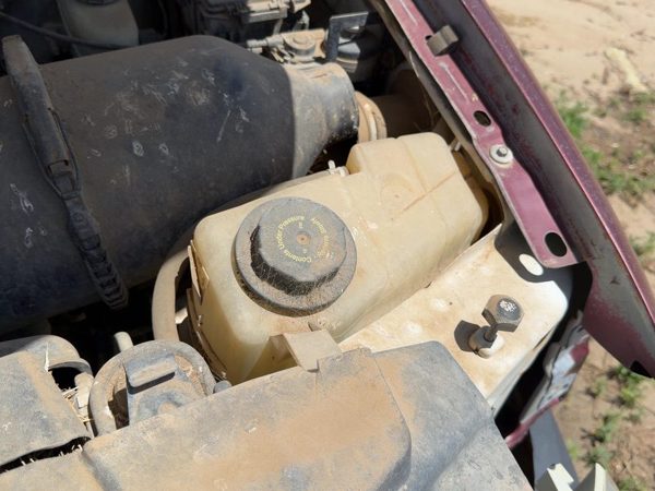 1999-2004 Ford F150 Coolant Reservoir Radiator Overflow Tank Bottle Oem 4.2L — photo 2
