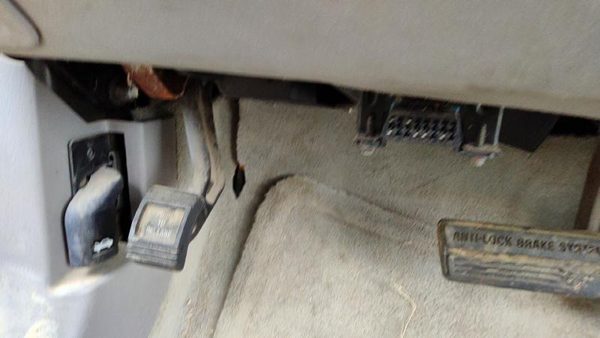 97-00 Buick Park Ave Parking Brake Pedal Assembly Oem Complete Emergency Unit — photo 2