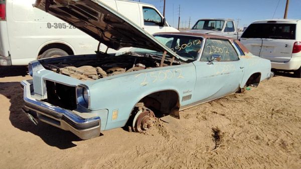 1975 Olds Cutlass — vehicle photo 1