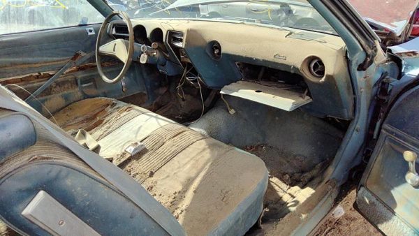 1975 Olds Cutlass — vehicle photo 10
