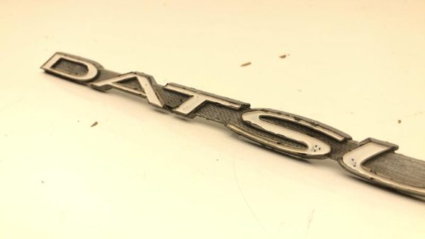 1971 Datsun 240Z Passenger Right Fender Emblem Oem Badge — photo 6