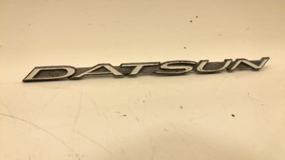 1971 Datsun 240Z Passenger Right Fender Emblem Oem Badge