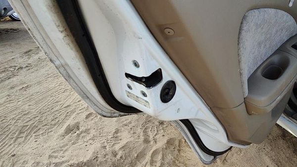 2000-2006 Nissan Sentra Driver Left Rear Door Latch With Rods/Cables Oem Back — photo 3