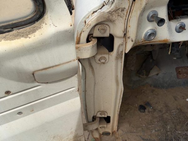 1967-1972 Ford F350 Driver Left Upper Lower Door Hinge Pair Set Oem C7Tz8122801B — photo 1
