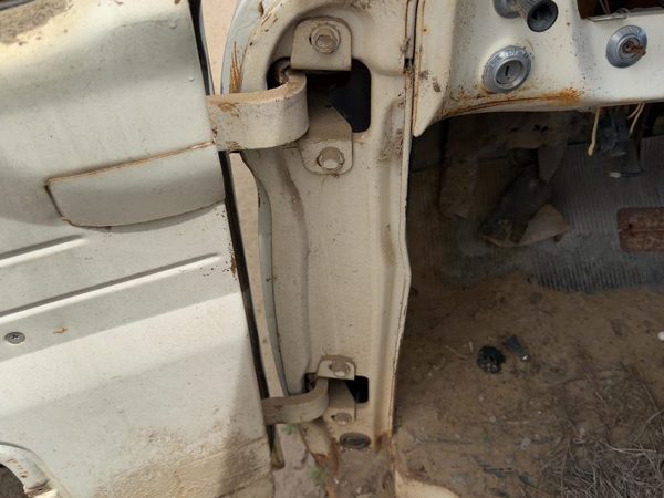 1967-1972 Ford F350 Driver Left Upper Lower Door Hinge Pair Set Oem C7Tz8122801B — photo 4