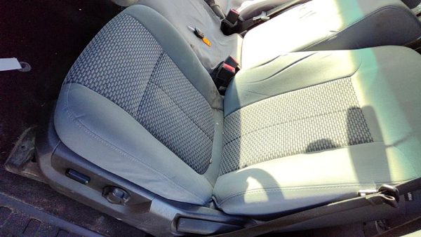 2015 Ford F250 Front Seat Gray 3S — photo 4